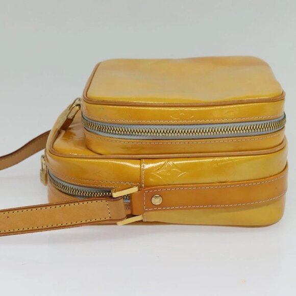 LOUIS VUITTON Monogram Vernis Wooster Shoulder Bag Gris - Picture 7 of 16